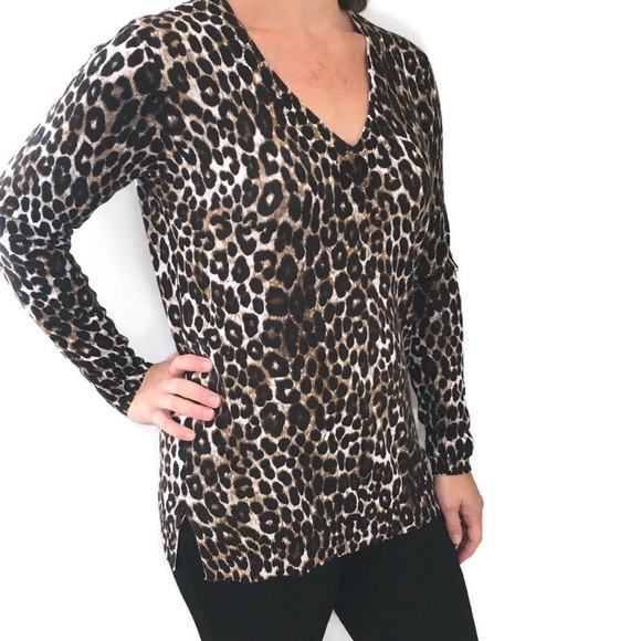 MICHAEL Michael Kors Sweaters - Michael Kors Cheeta-print Vneck Sweater Dark Camel Size M